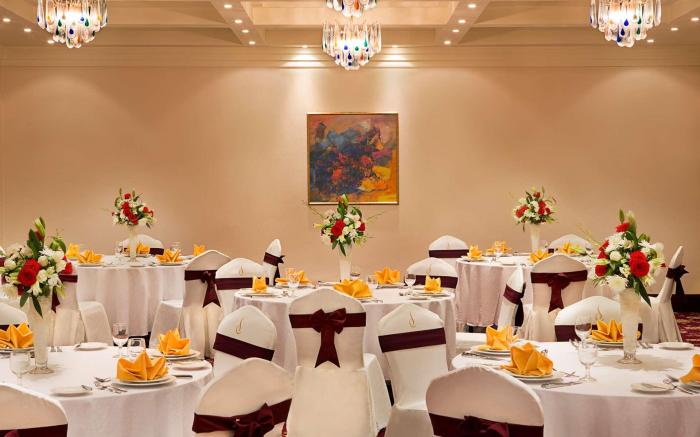 City Seasons Suites