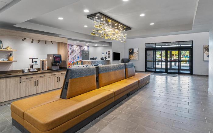 Best Western Plus Savannah Gateway