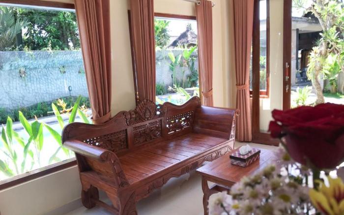 Exceptional 3brd with pool and breakfast 