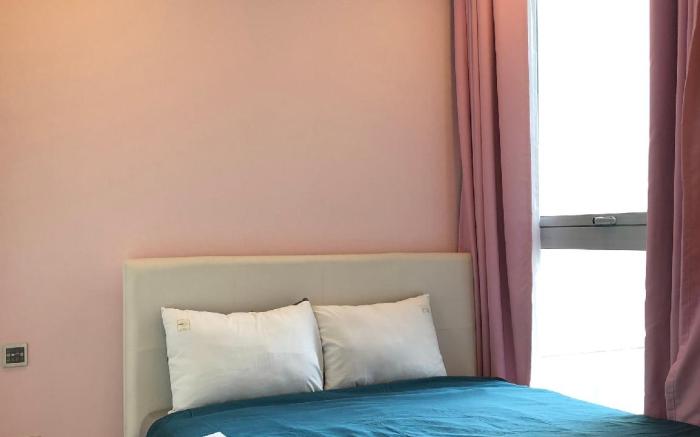 Vinhomes Central Park - 2 Bedroom Apartment. 