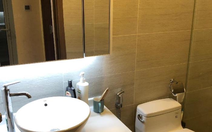 Vinhomes Central Park - 2 Bedroom Apartment. 