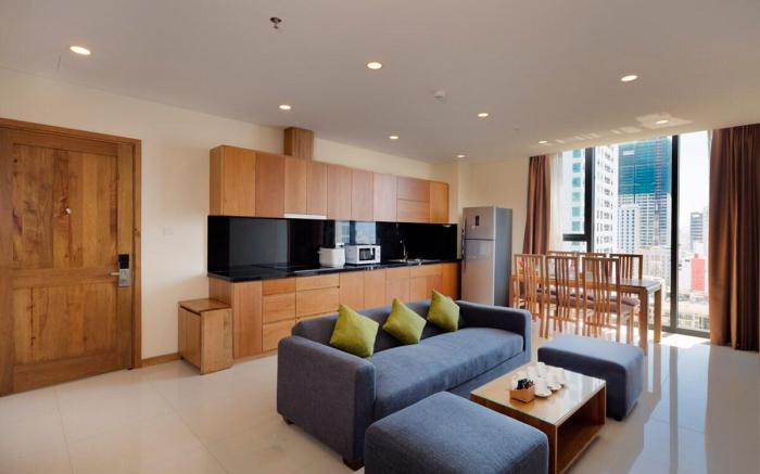 Maple Spacious 3 bedroom apartment with balcony
