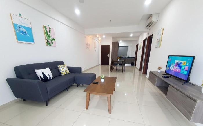 Modern  2BedRoom Suite 6pax@SKY CONDO JURU SENTRAL