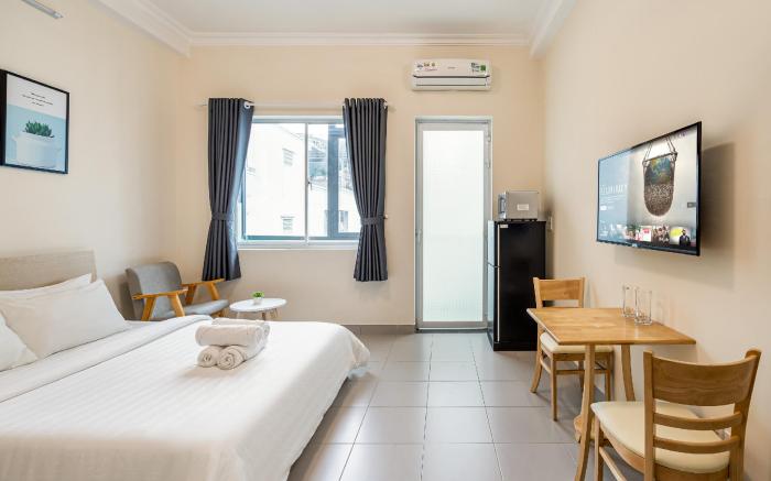 WE HOME-NT202-STUDIO WITH BALCONY NEAR  BEN THANH
