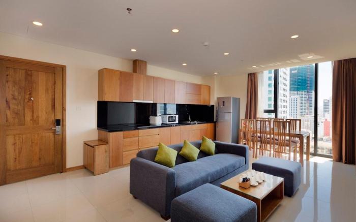 Maple 3 bedroom apartment with balcony