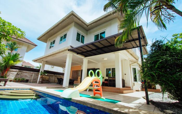 Private Residence Hosted by Sasithorn