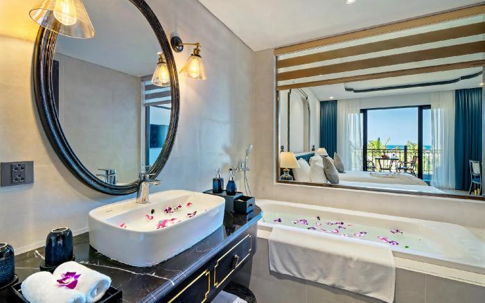 Bliss Hoi An Beach Resort & Wellness