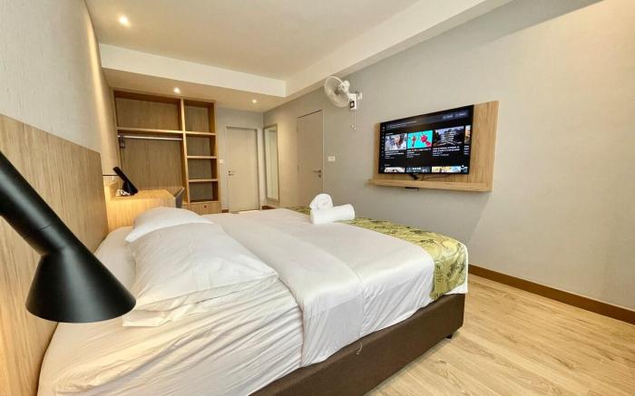 LV Alsace Modern Suite for Couple's Getaway ☀ Couple's Suite