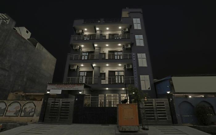 Hotel O Noida Premium Inn
