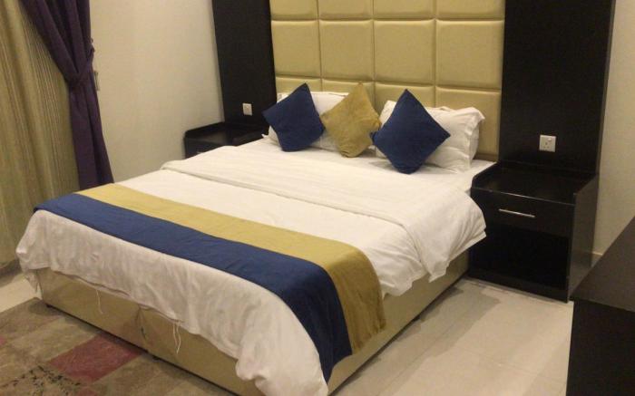 nmaz aparthotel 