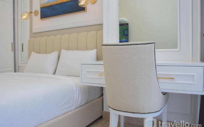 Modern and Comfy 2BR at Menteng Park By Travelio