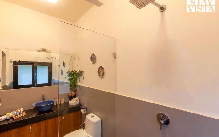 StayVista at El Parque with Pvt Pool