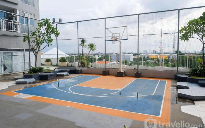 Stylish Studio Taman Melati Surabaya By Travelio