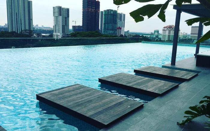 Lovely 2Bed w Jacuzzi bath/Smart TV/Infinity Pool