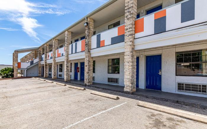 Motel 6 Georgetown, TX