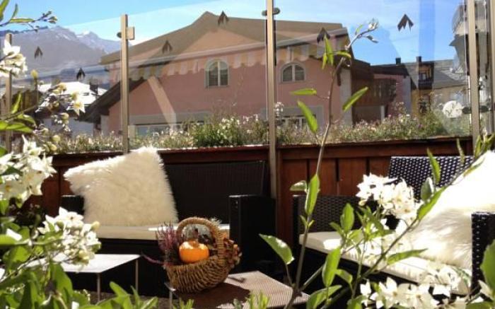 Conrad's Mountain Lodge