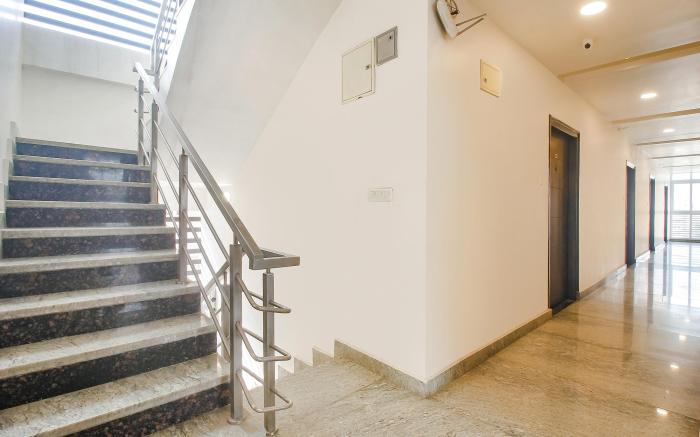 FabHotel Corner Courtyard - Nr Botanical Garden, Kondapur