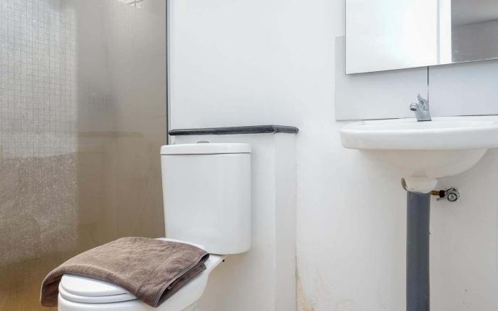 Urbanview Hotel Artama Simpang Lima by RedDoorz