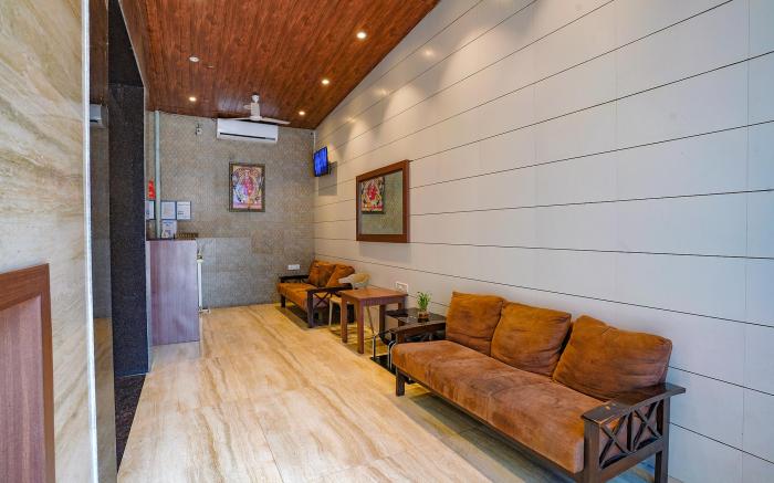 FabHotel Starwood Residency - Behind BMW Car Showroom