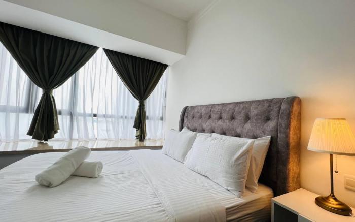 Amazing Sea View 2BR unit at R&F Princess by ANJU