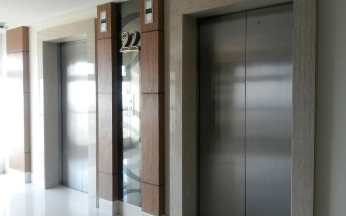 Your Tagaytay Escape: Balcony Unit- Disney+ & WiFi