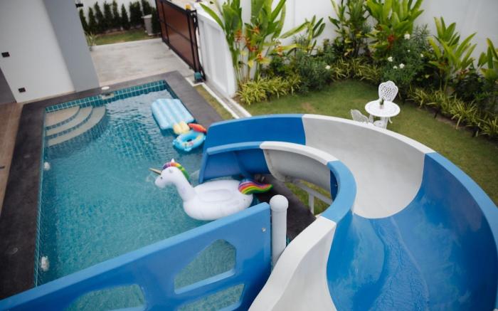 Blue sky pool villa  บ้านพลูวิลล่า 3  นอน 3  น้ำ
