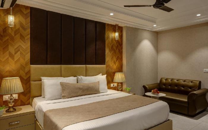 Hotel Luxury  Stay @  Delhi Airport 