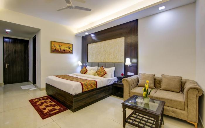 Hotel The Prithvi Near Delhi Airport 