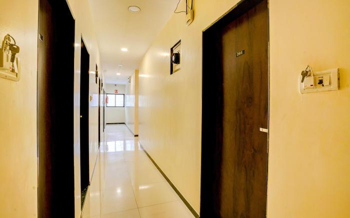 FabHotel Prakash Inn