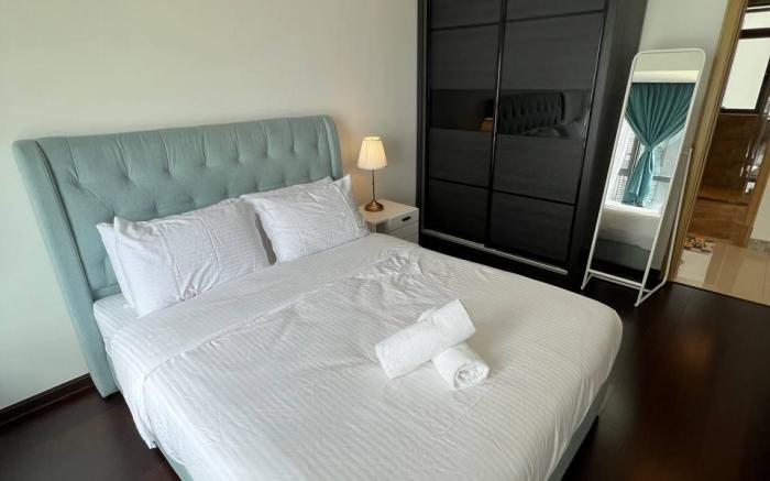 Cozy Sea View 2BR unit at R&F Princess by ANJU