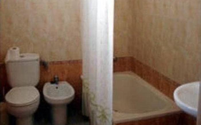 Hostal El Lirio