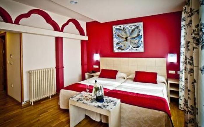 Hotel Condes de Castilla