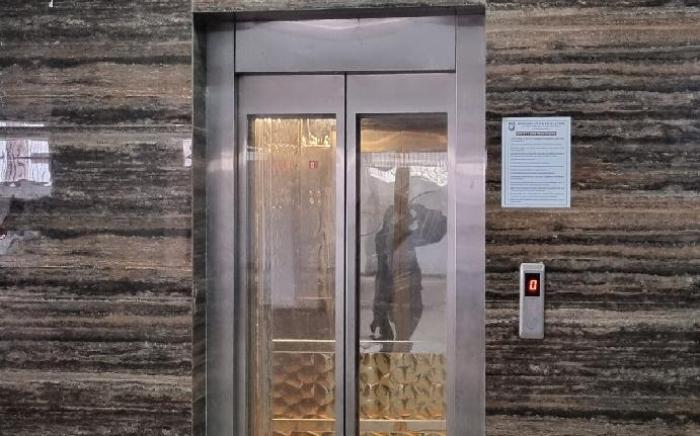 Homlee -Jumbo Lux Flat w hills, Kitchen & parking