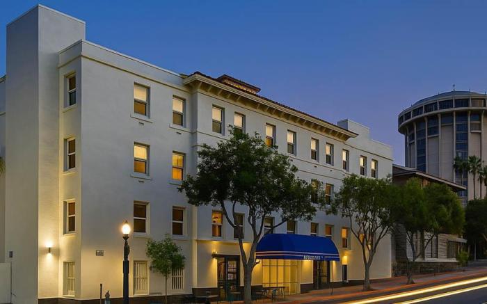 Motel 6 San Diego, CA - Downtown