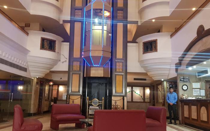 Hotel The Taksonz
