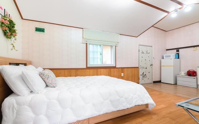 Gapyeong Cheongsol Pension