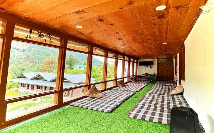 MOKSHA WOODHOUSE