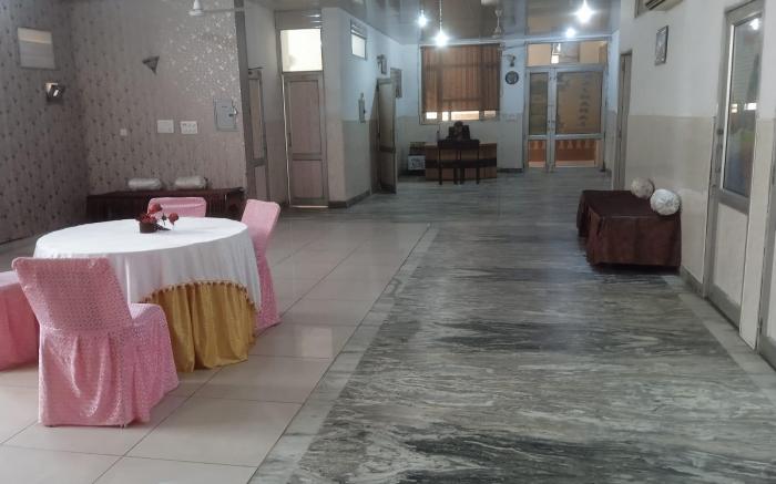 HOTEL RAJ MAHAL 
