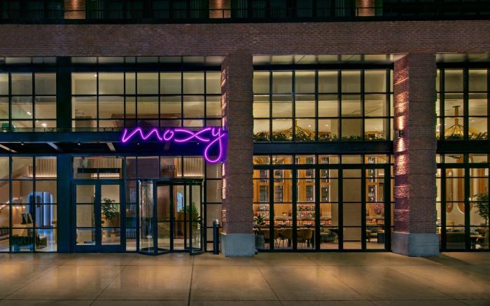 Moxy Brooklyn Williamsburg
