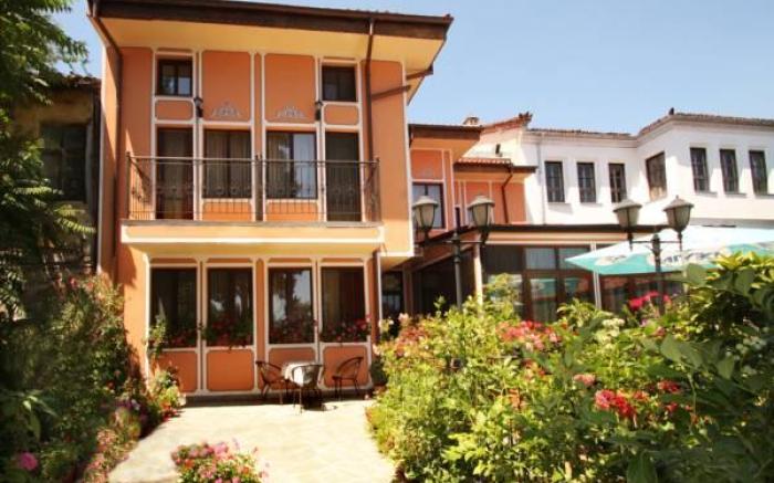 Hotel Alafrangite