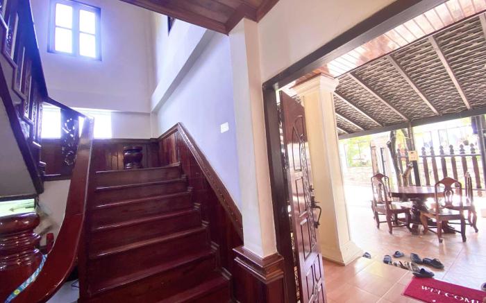 Villayvanh Place House