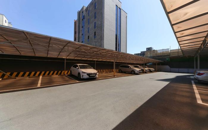 Brown Dot Hotel Daegu Hyeogsindosi