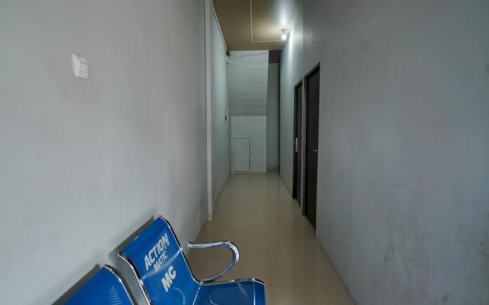 RedDoorz @ Jalan Pangeran Tirtayasa Lampung 2