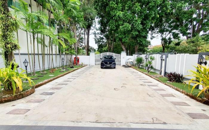 GARDEN COZY2STOREY HOME 4ROOM 10PAX@NEAR ALMAJUSCO