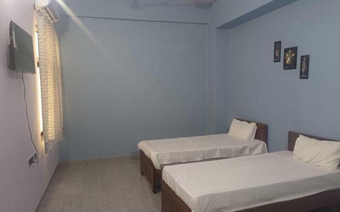 Hotel O Nehra Tower