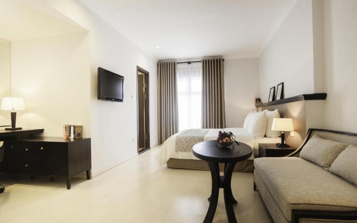 The Alcove Library Hotel