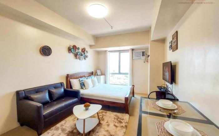 Queen Size Bed at the 💖Heart of the City