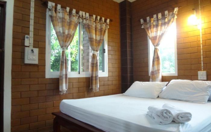 I Din Lake View Resort