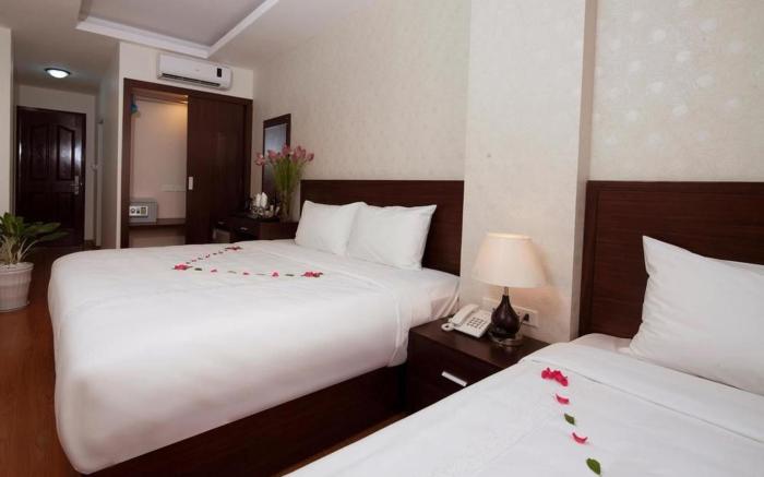 Rising Dragon Legend Hotel