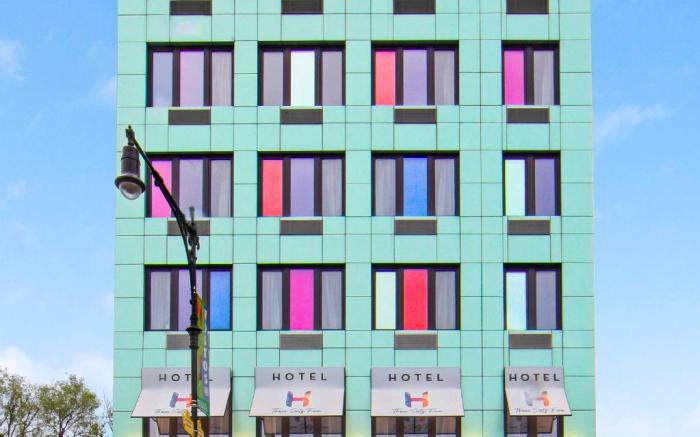 hotel365